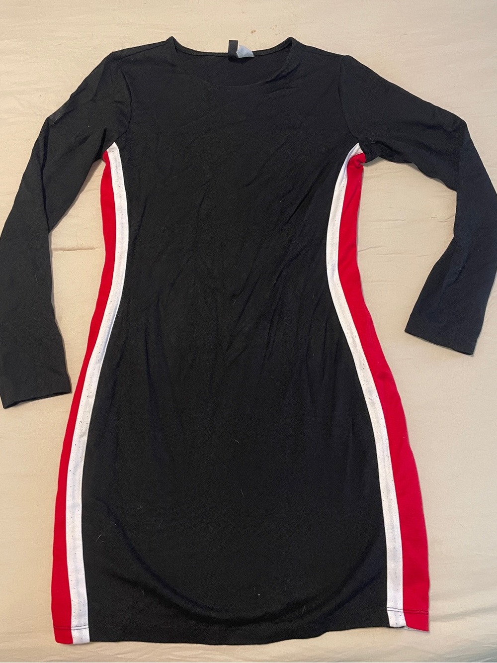 Divided Black Long-Sleeve Bodycon Dress with Red & White Side Panels